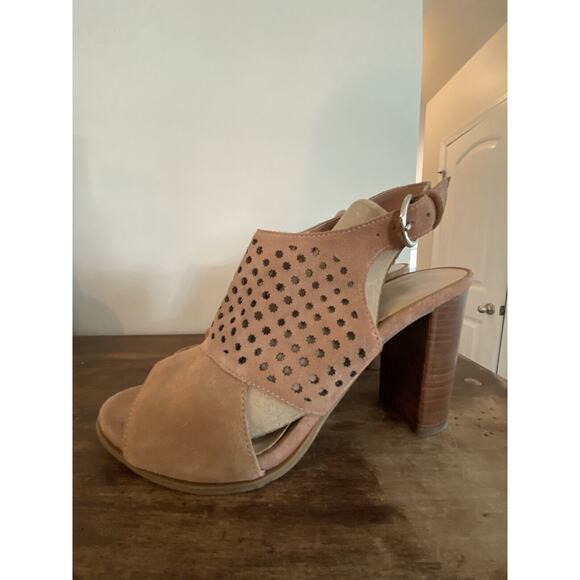 Nine West Women’s Suede Piomboo Heeled Ankle Strap Sandals Camel Brown Size 10 - Picture 5 of 7